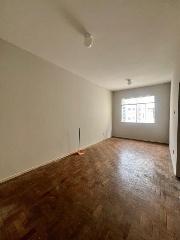 Apartamento para alugar com 1 quarto, 45m² - Foto 2