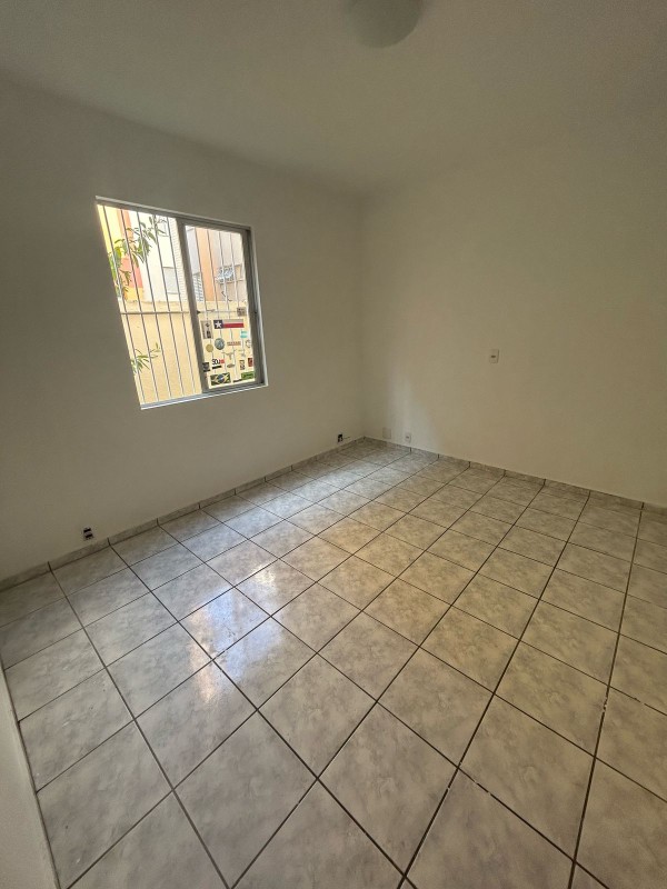 Apartamento para alugar com 2 quartos, 72m² - Foto 5