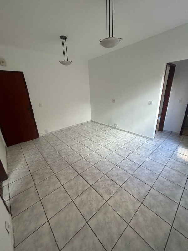 Apartamento para alugar com 2 quartos, 72m² - Foto 6
