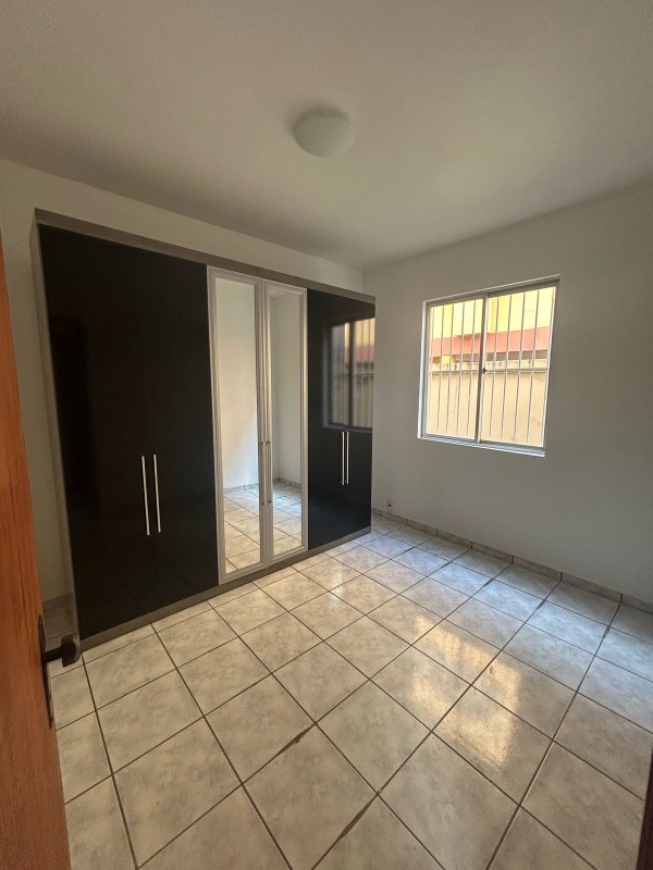 Apartamento para alugar com 2 quartos, 72m² - Foto 1