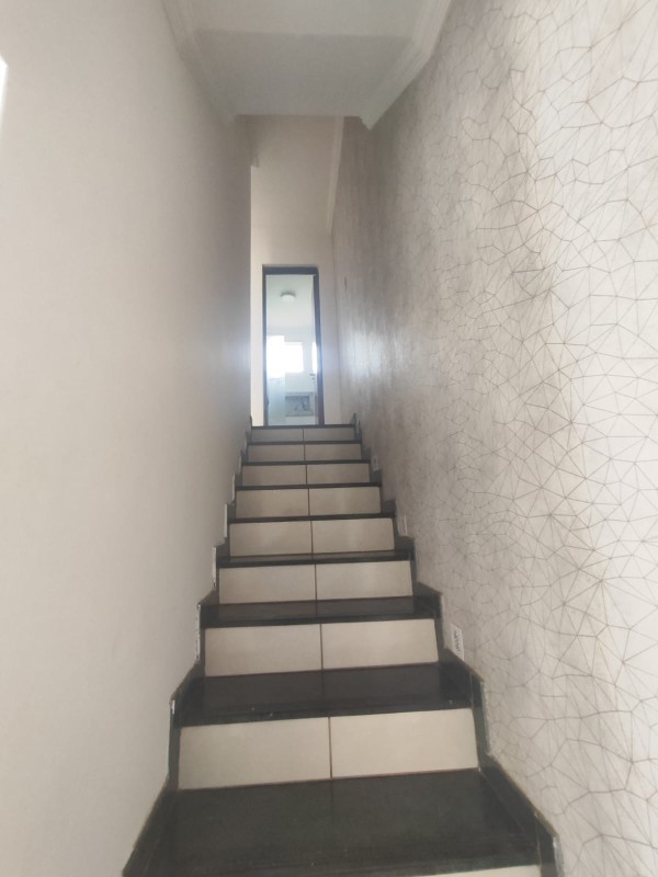 Casa à venda com 2 quartos, 64m² - Foto 23