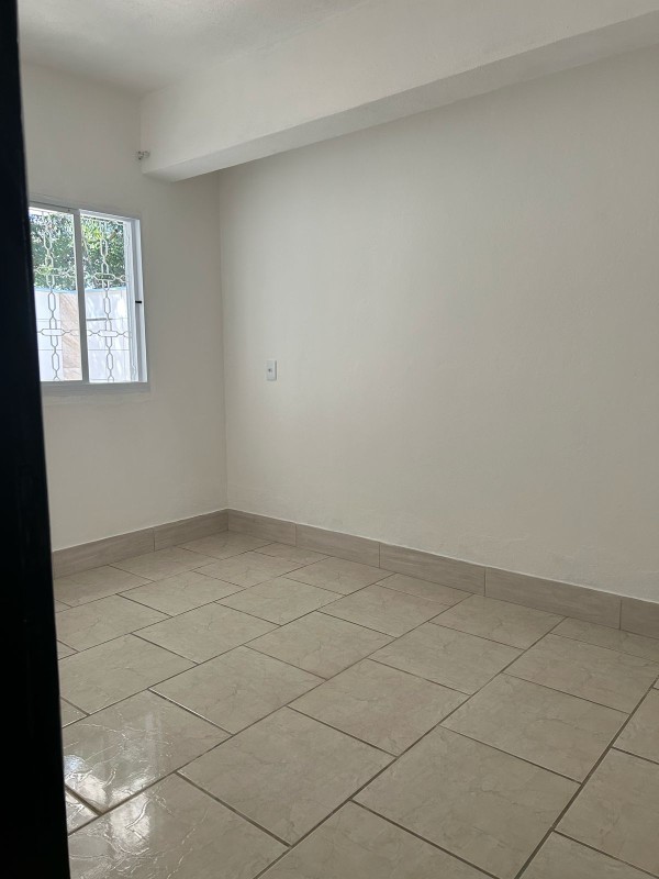 Casa para alugar com 2 quartos, 60m² - Foto 12