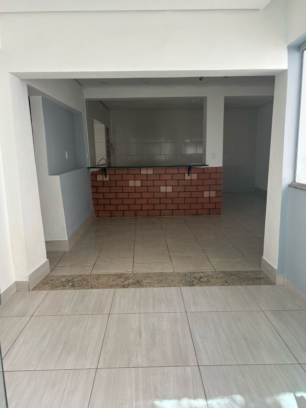 Casa para alugar com 2 quartos, 60m² - Foto 7