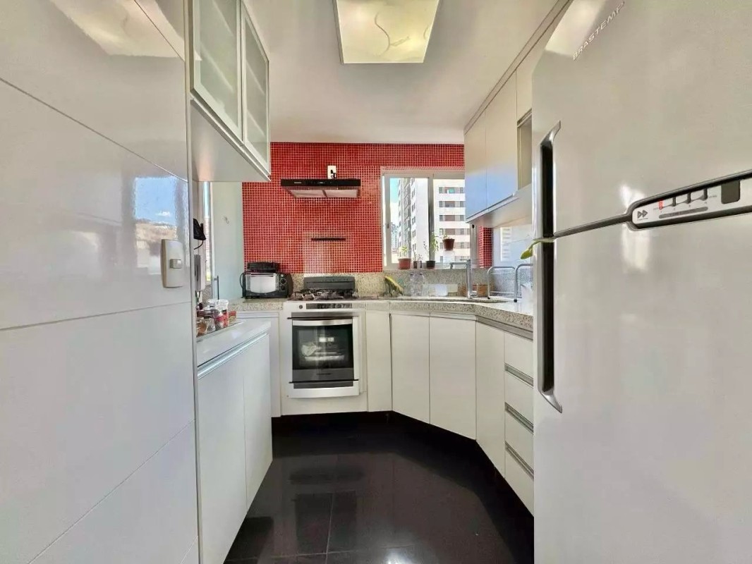 Apartamento à venda com 3 quartos, 101m² - Foto 15