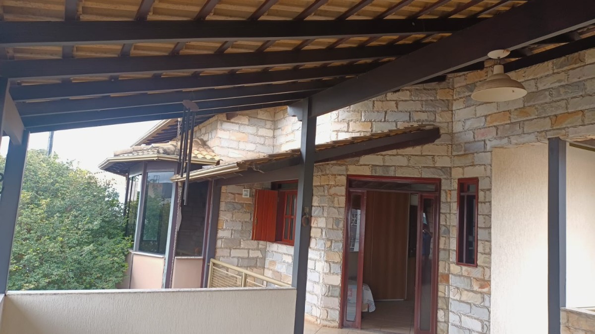 Casa à venda com 6 quartos, 390m² - Foto 23