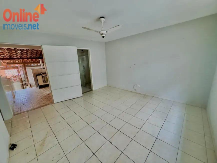 Casa à venda com 3 quartos, 236m² - Foto 9