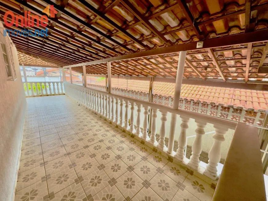 Casa à venda com 3 quartos, 236m² - Foto 3
