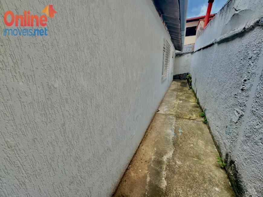 Casa à venda com 3 quartos, 236m² - Foto 14