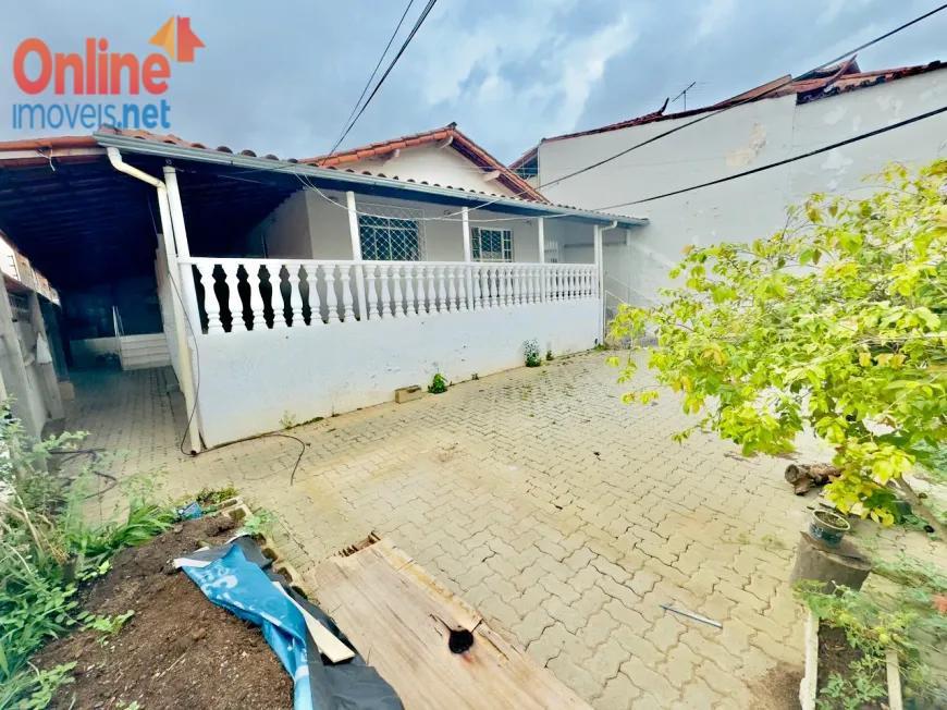 Casa à venda com 3 quartos, 236m² - Foto 7