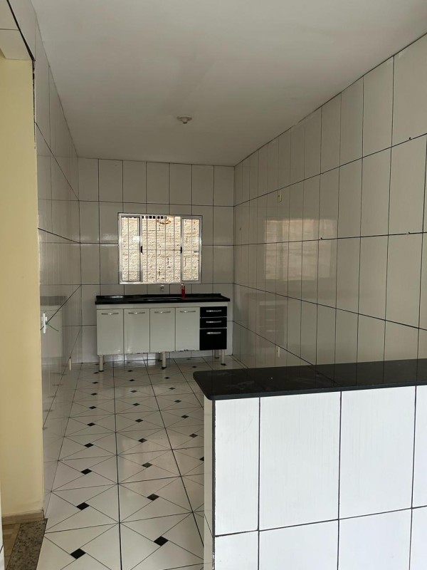 Casa à venda com 2 quartos, 200m² - Foto 6