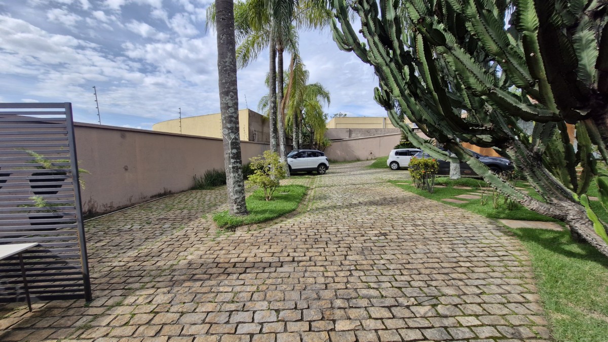 Loja-Salão para alugar com 8 quartos, 413m² - Foto 23