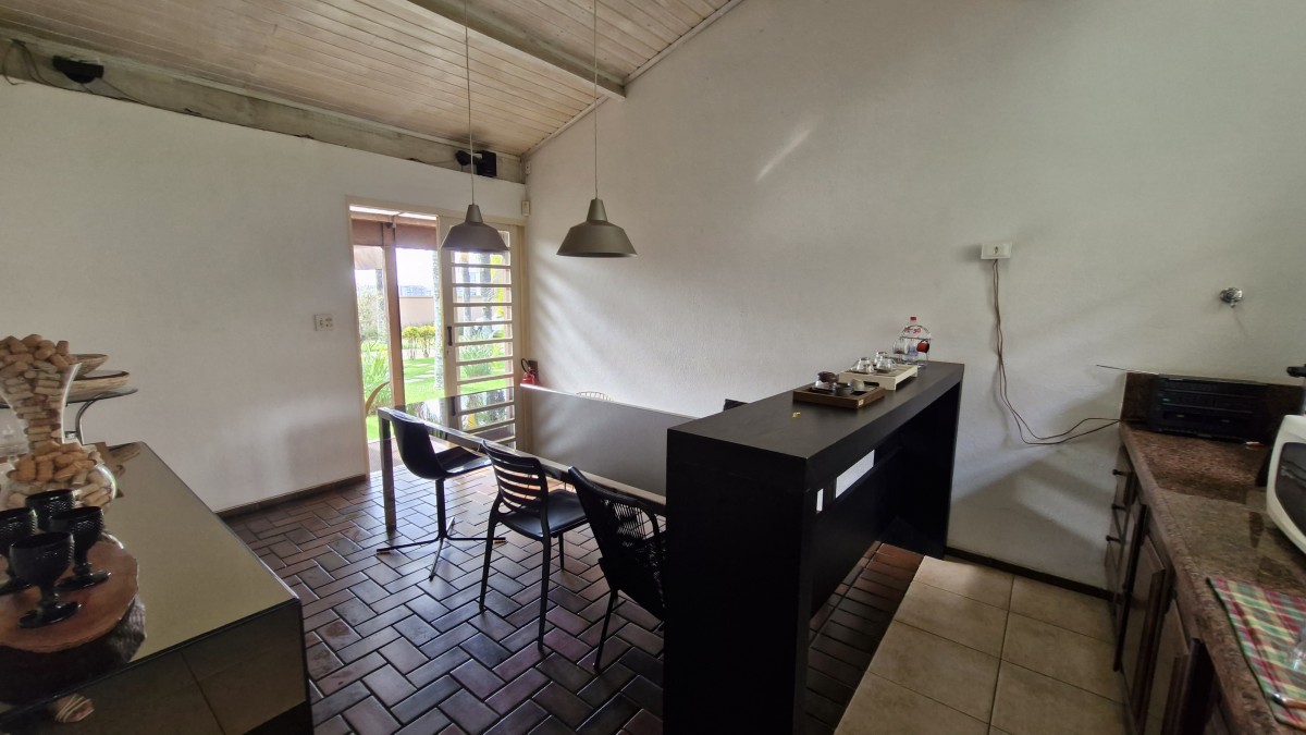 Loja-Salão para alugar com 8 quartos, 413m² - Foto 14