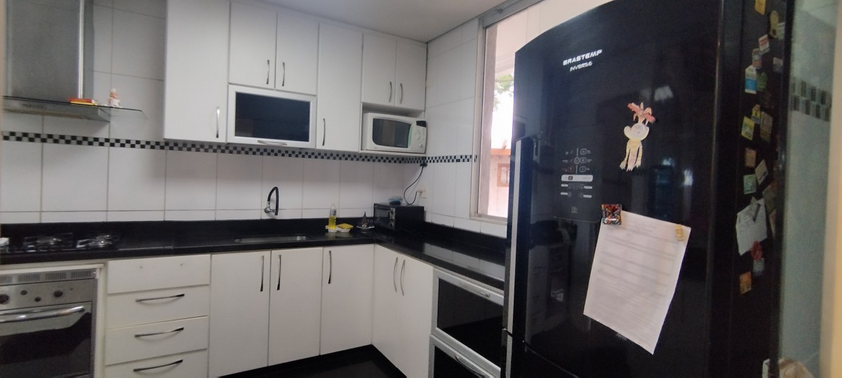 Casa à venda com 4 quartos, 370m² - Foto 19
