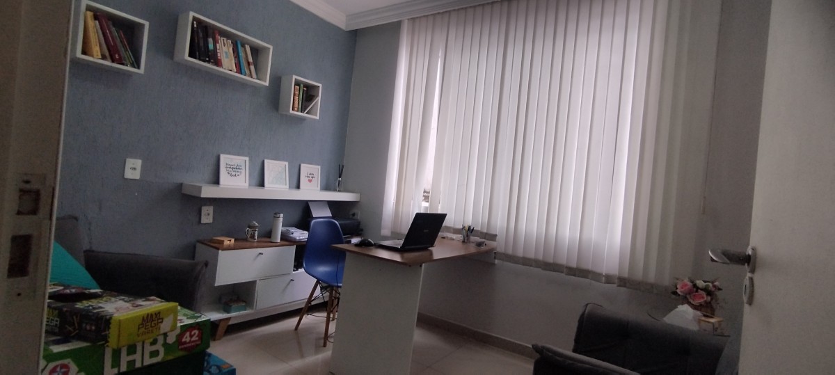Casa à venda com 4 quartos, 370m² - Foto 18