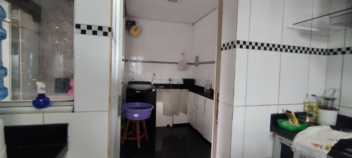 Casa à venda com 4 quartos, 370m² - Foto 21