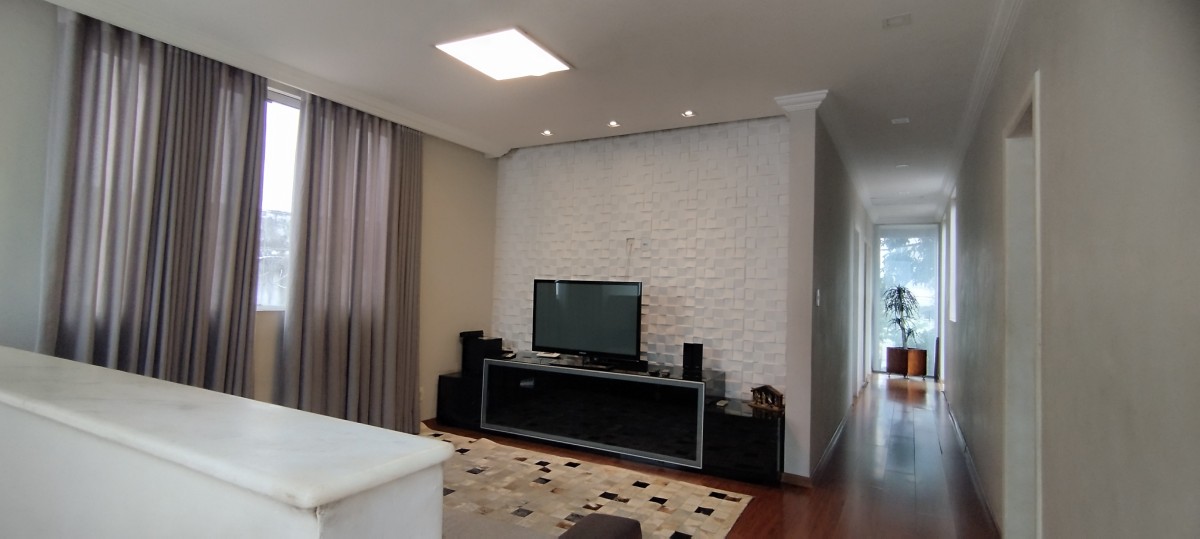 Casa à venda com 4 quartos, 370m² - Foto 11