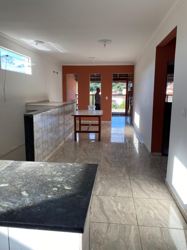 Casa para alugar com 2 quartos, 100m² - Foto 10