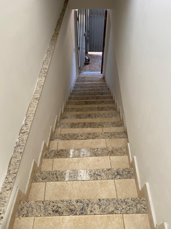 Casa para alugar com 2 quartos, 100m² - Foto 12