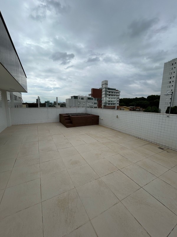 Cobertura para alugar com 3 quartos, 295m² - Foto 2