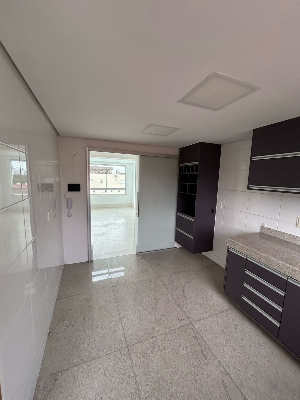 Cobertura para alugar com 3 quartos, 295m² - Foto 23