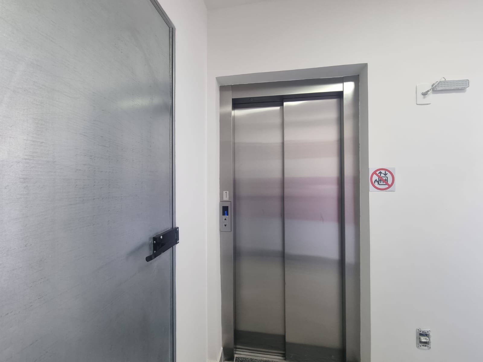 Apartamento para alugar com 2 quartos, 45m² - Foto 13