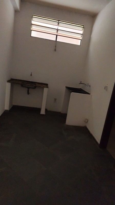 Casa para alugar com 3 quartos, 70m² - Foto 20
