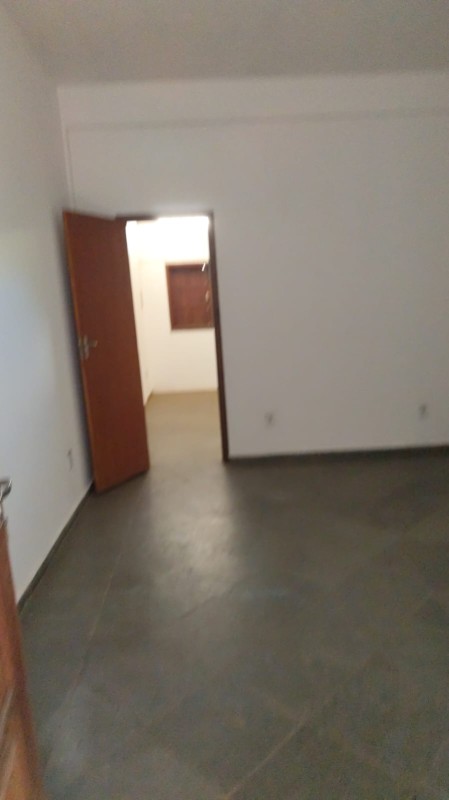 Casa para alugar com 3 quartos, 70m² - Foto 18