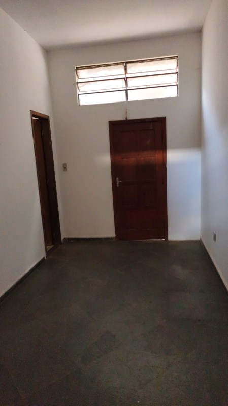 Casa para alugar com 3 quartos, 70m² - Foto 15