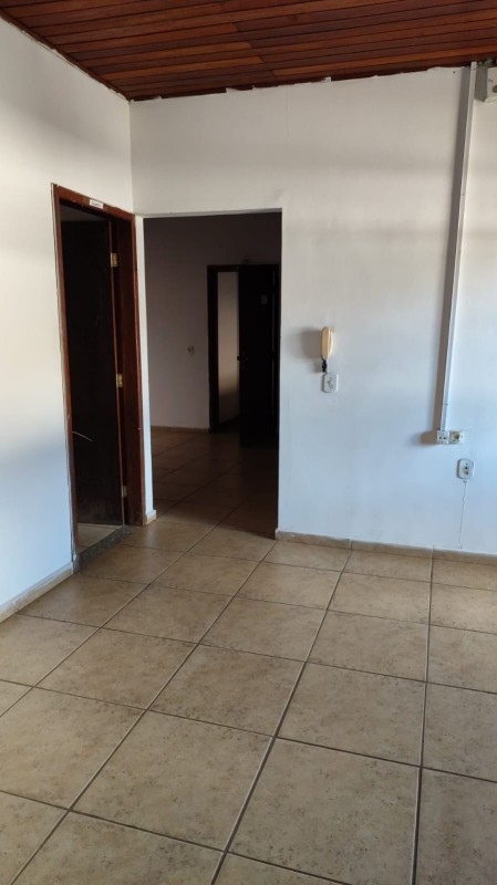 Casa para alugar com 3 quartos, 70m² - Foto 10