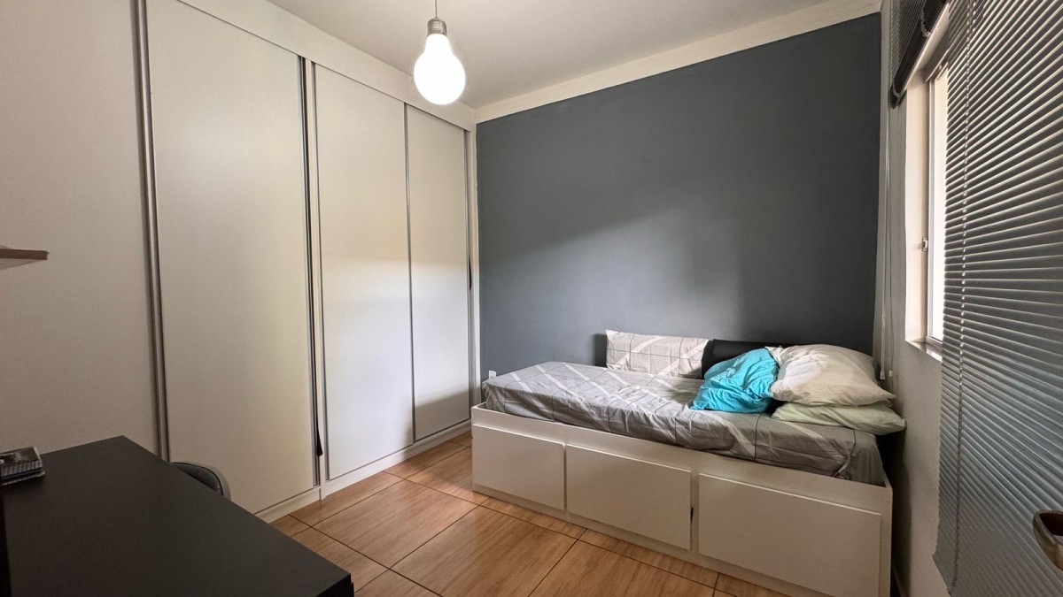 Casa à venda com 6 quartos, 360m² - Foto 10