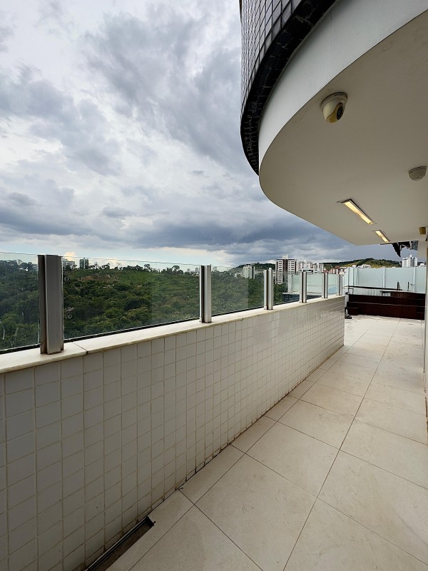 Cobertura para alugar com 2 quartos, 230m² - Foto 7
