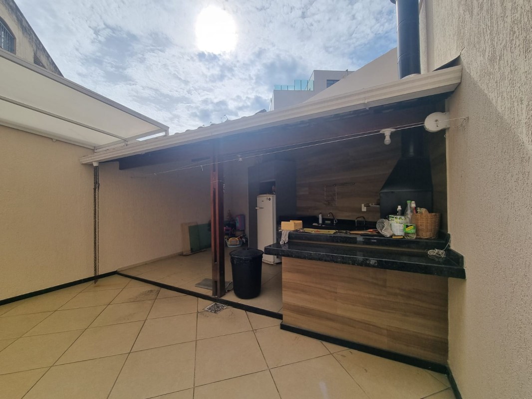 Casa para alugar com 3 quartos, 110m² - Foto 11