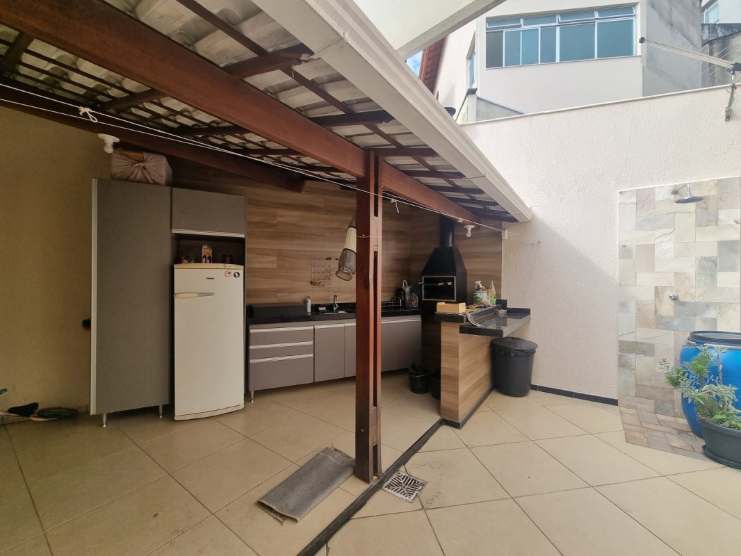 Casa para alugar com 3 quartos, 110m² - Foto 12