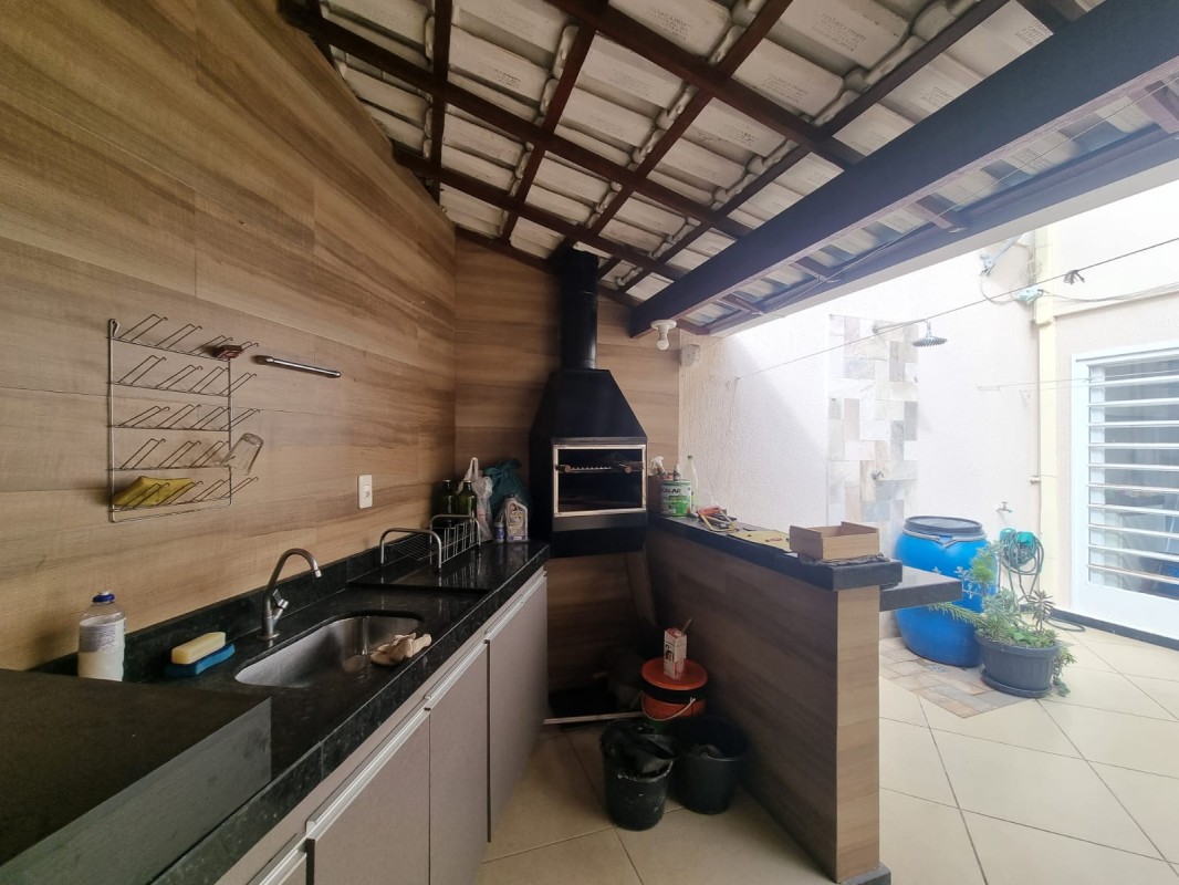 Casa para alugar com 3 quartos, 110m² - Foto 13