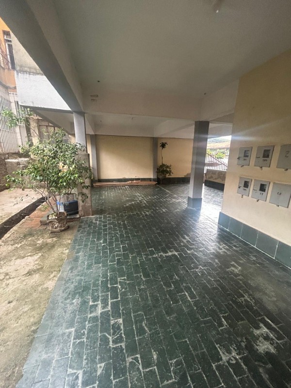 Apartamento à venda com 2 quartos, 57m² - Foto 2