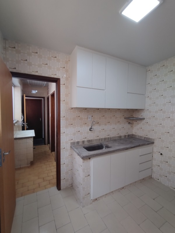 Apartamento para alugar com 3 quartos, 100m² - Foto 16
