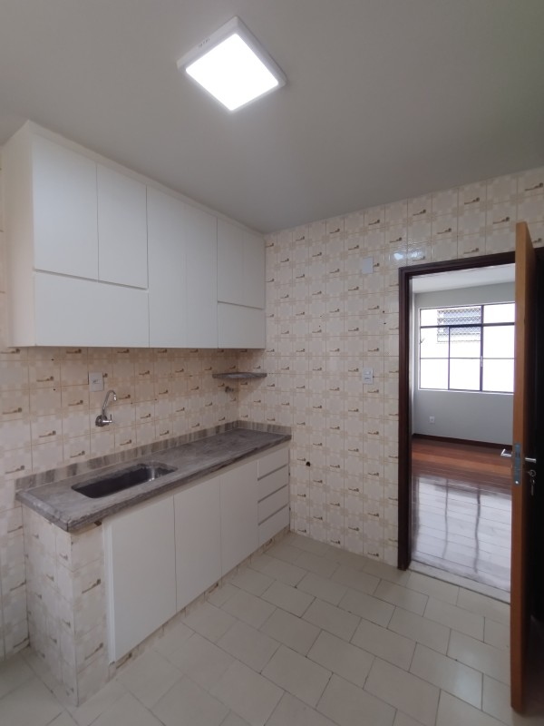 Apartamento para alugar com 3 quartos, 100m² - Foto 17