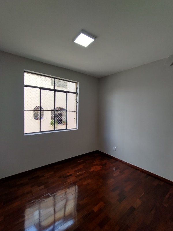 Apartamento para alugar com 3 quartos, 100m² - Foto 25
