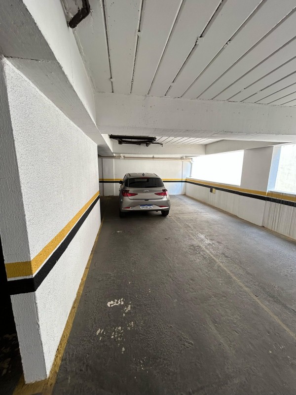 Apartamento para alugar com 2 quartos, 100m² - Foto 13