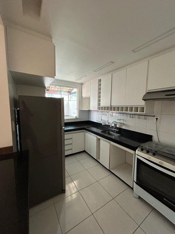Apartamento para alugar com 2 quartos, 100m² - Foto 17