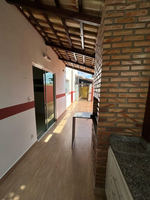 Apartamento para alugar com 2 quartos, 100m² - Foto 1