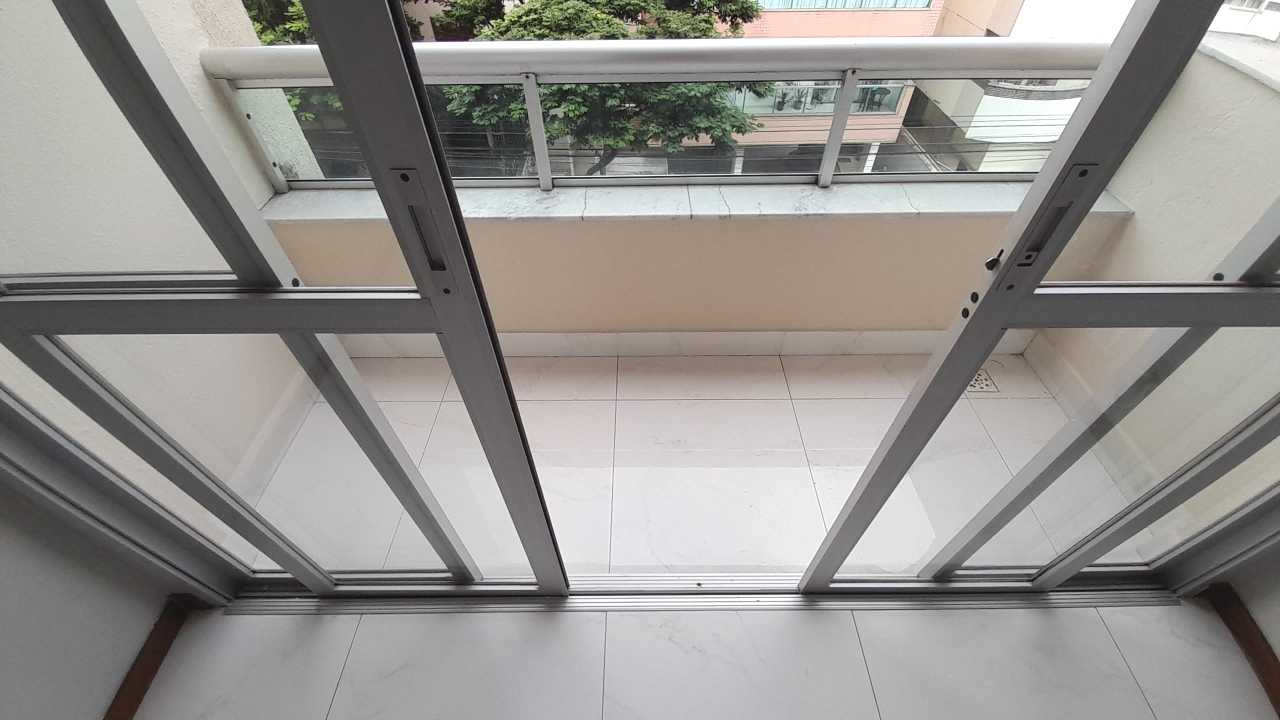 Apartamento para alugar com 3 quartos, 120m² - Foto 3