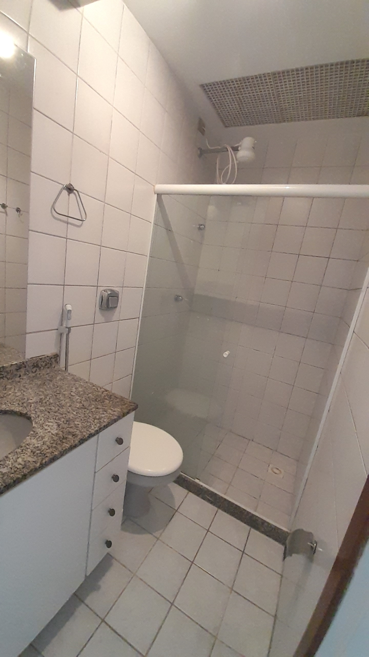 Apartamento para alugar com 3 quartos, 120m² - Foto 11