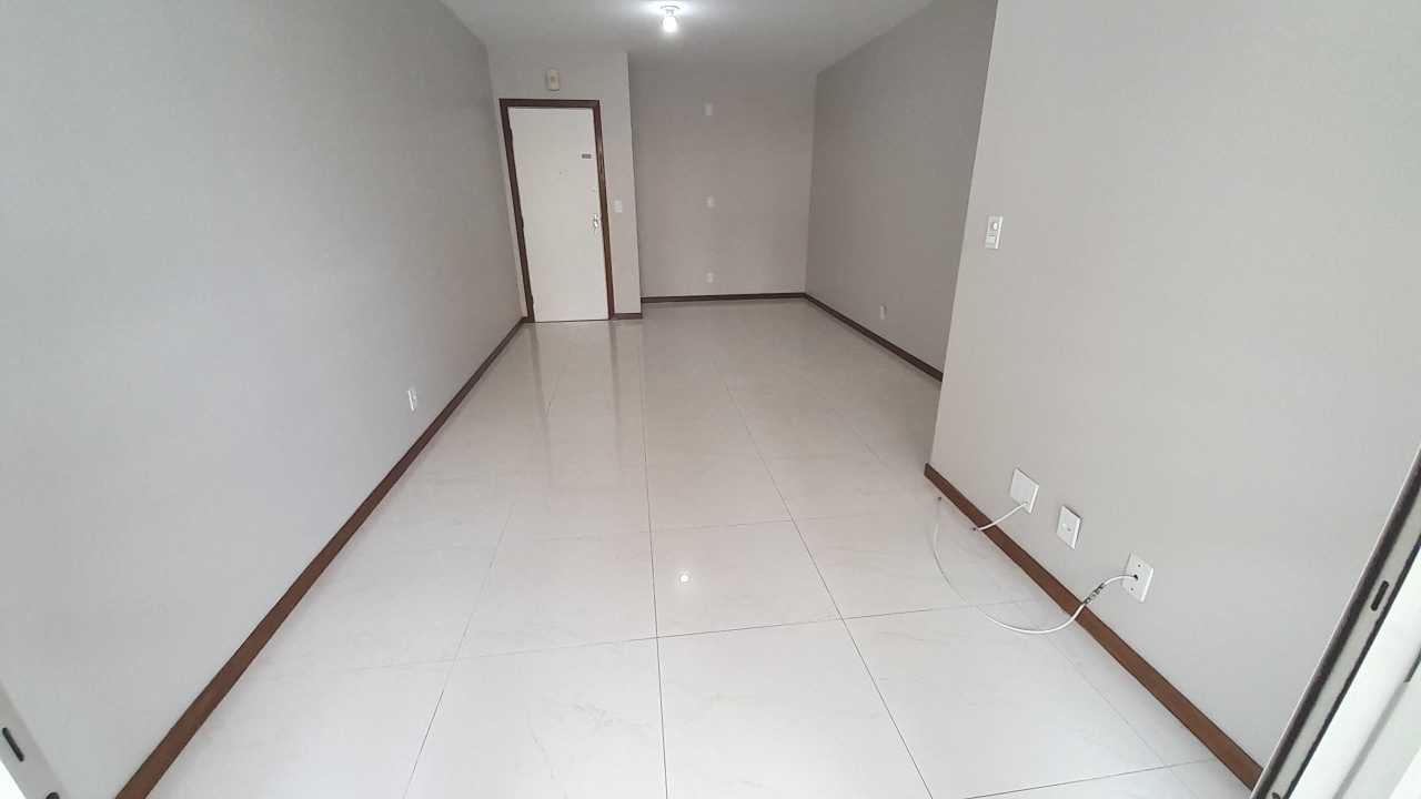 Apartamento para alugar com 3 quartos, 120m² - Foto 4