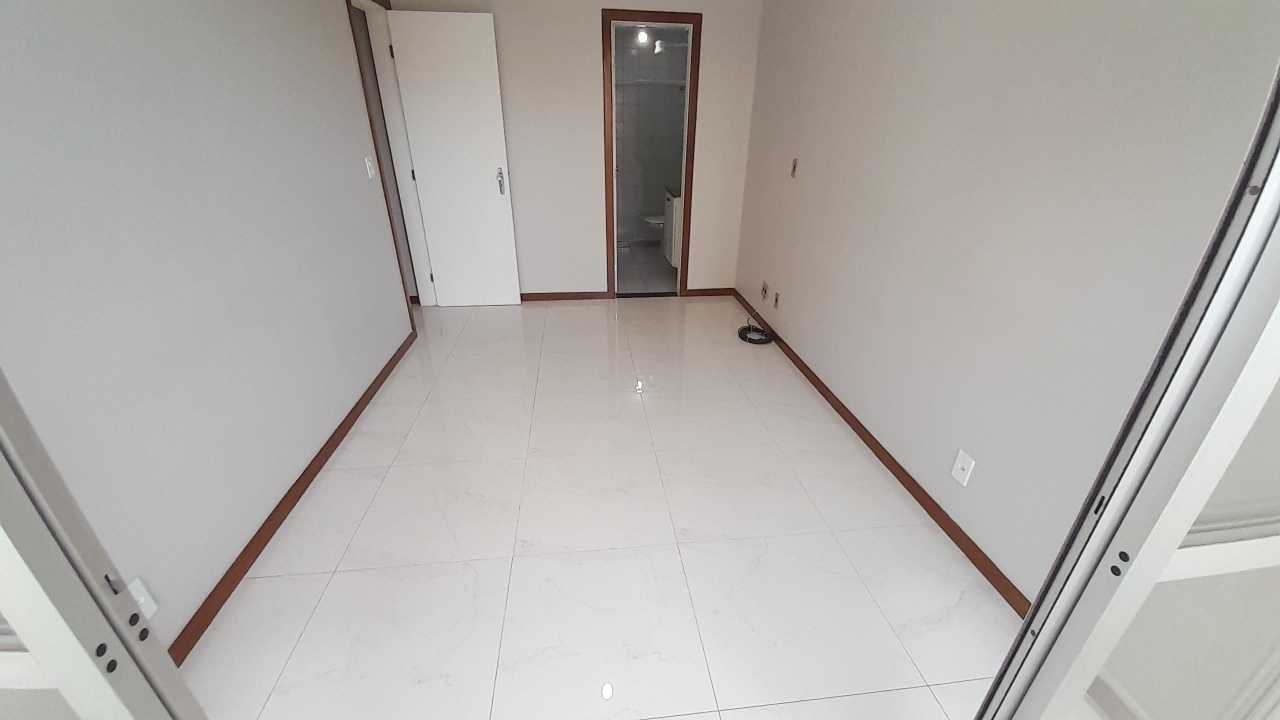 Apartamento para alugar com 3 quartos, 120m² - Foto 13