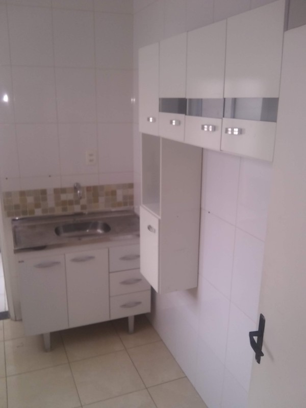Apartamento para alugar com 1 quarto, 65m² - Foto 4
