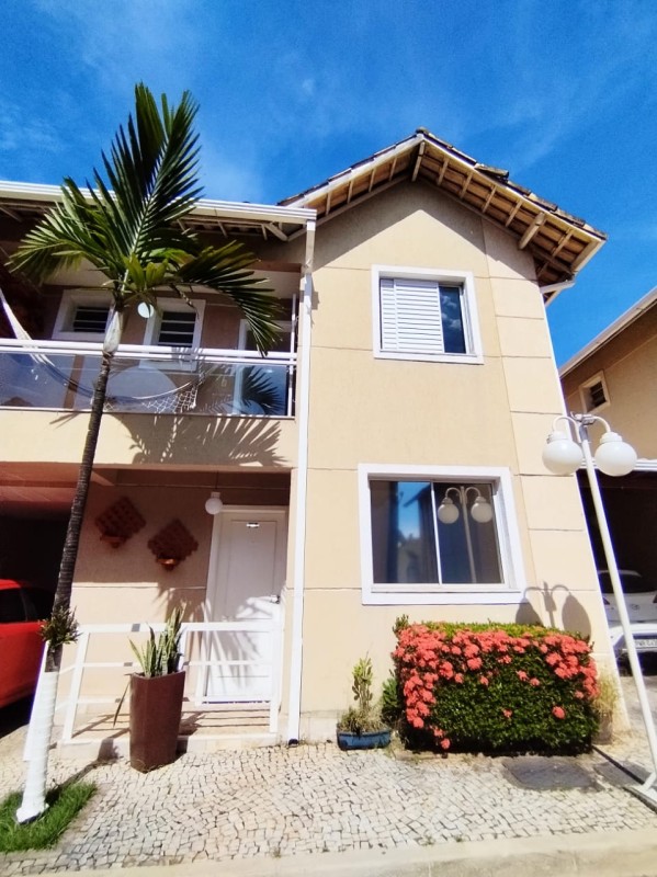 Casa de Condomínio à venda com 3 quartos, 131m² - Foto 1