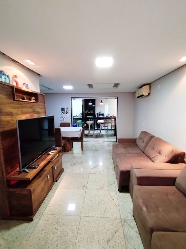 Casa de Condomínio à venda com 3 quartos, 131m² - Foto 2