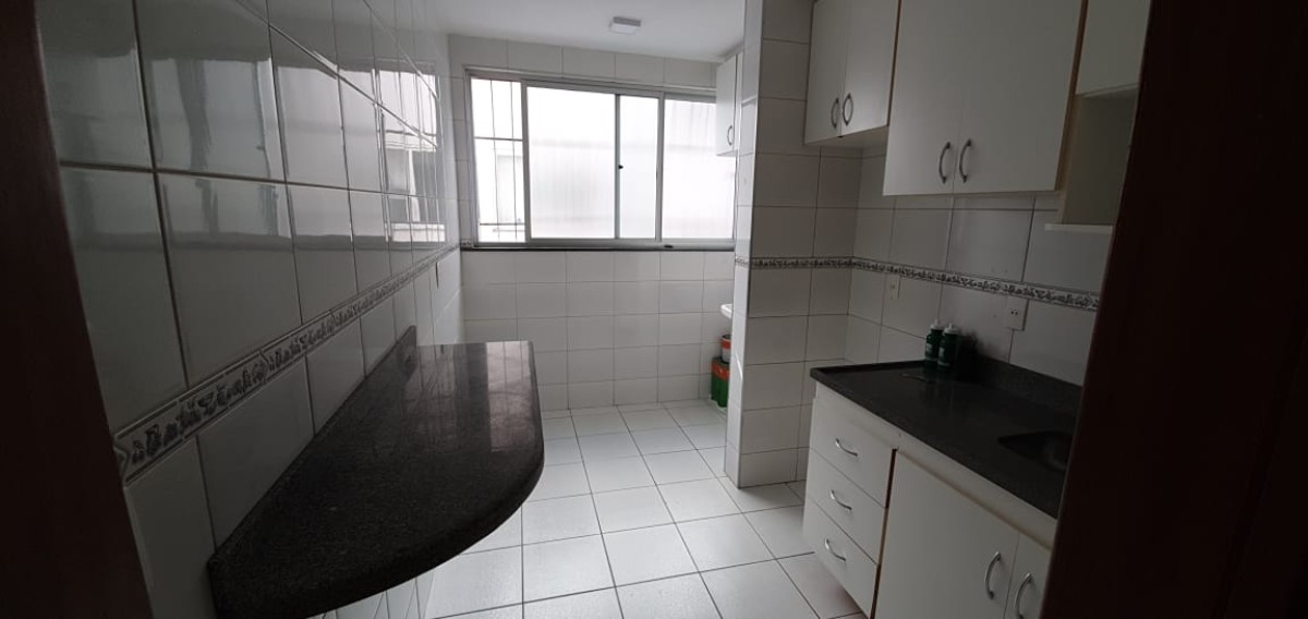 Apartamento para alugar com 2 quartos, 70m² - Foto 6