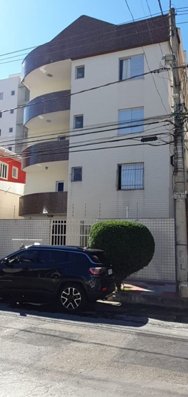 Apartamento para alugar com 2 quartos, 70m² - Foto 8